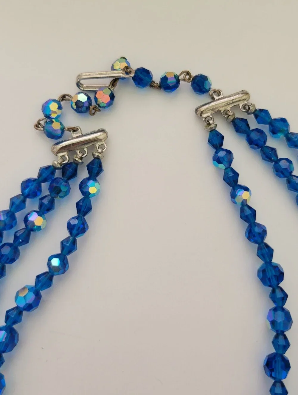 Vintage AB Crystal Beaded Necklace Blue Choker Graduated Faceted 3 Strand 18
